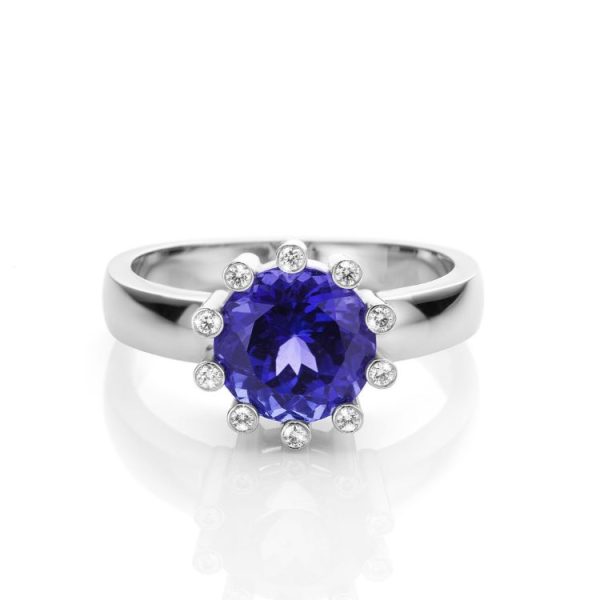 Witgouden 18 karaat ring met blauwe tanzaniet en diamanten something blue cober