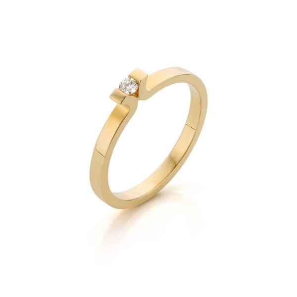 Strakke verlovingsring met diamant