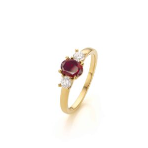 ring met robijn en diamanten