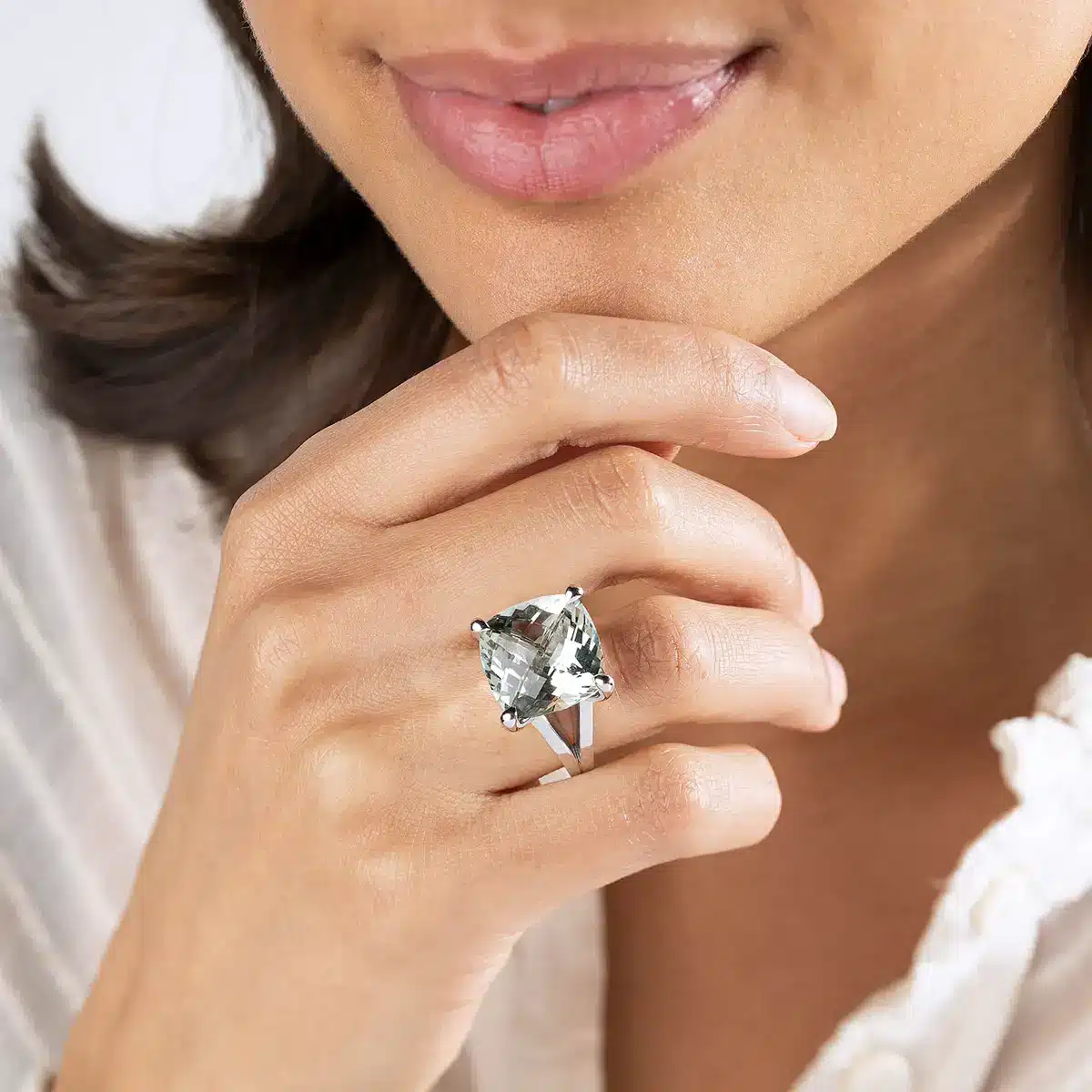 Witgouden ring met Prasioliet