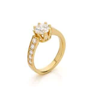 Geelgouden ring met Diamanten