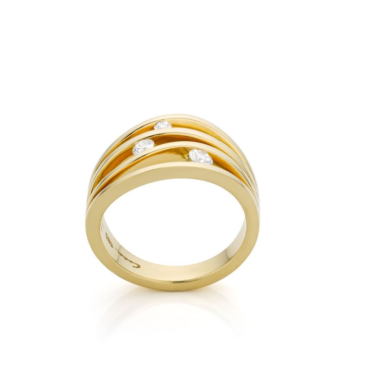 Ring yellow gold “Slim tripple wave”