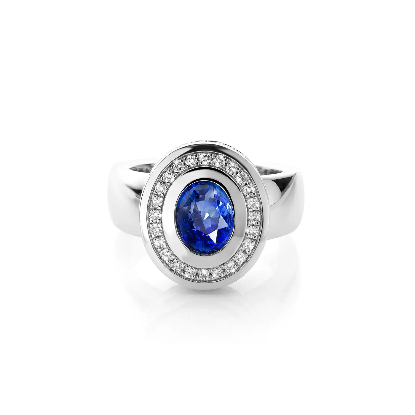 Ring “Ceylon Deco” met blauwe Saffier