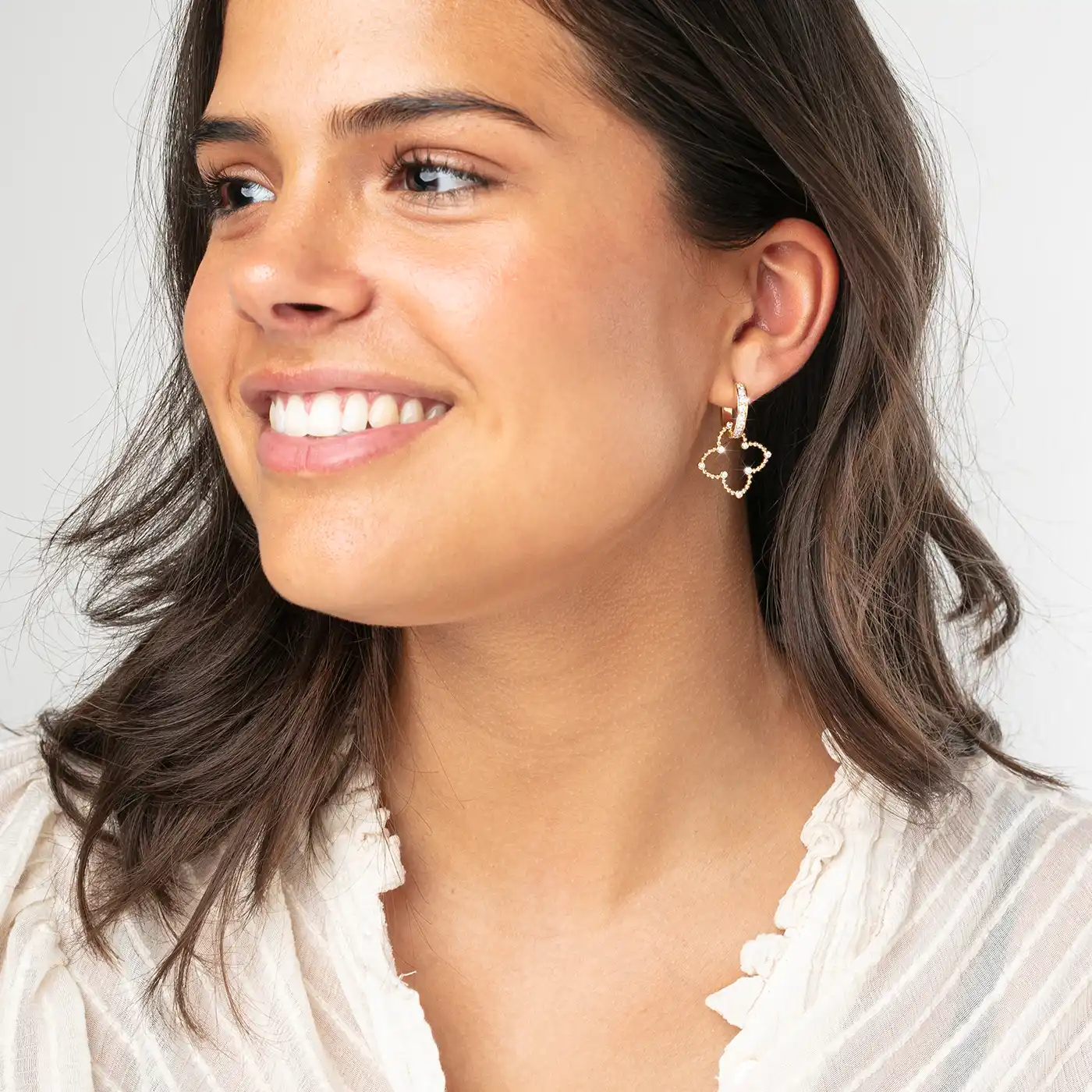 Geelgouden oorbellen met diamanten - Afbeelding 3