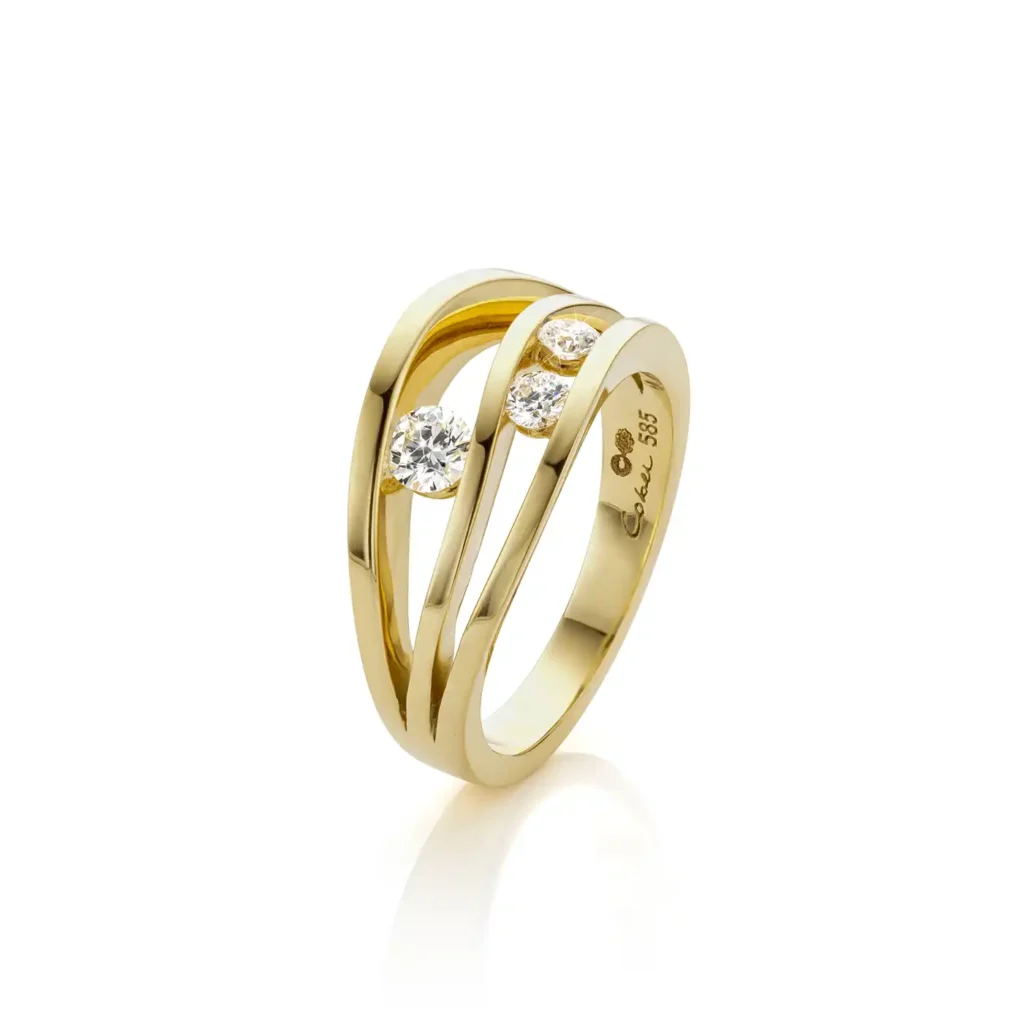 Geelgouden ring met Diamanten “Double wave”