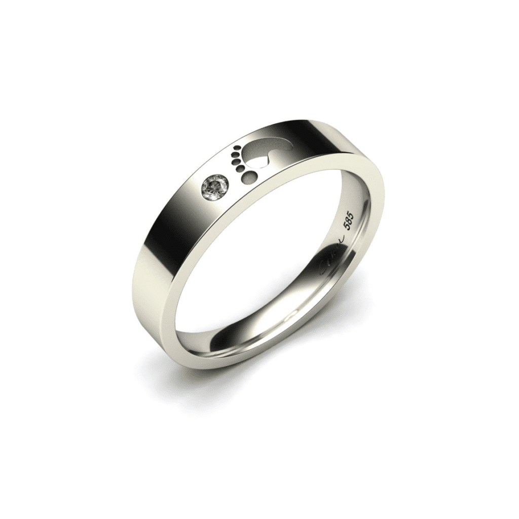 Ring met kindervoetje